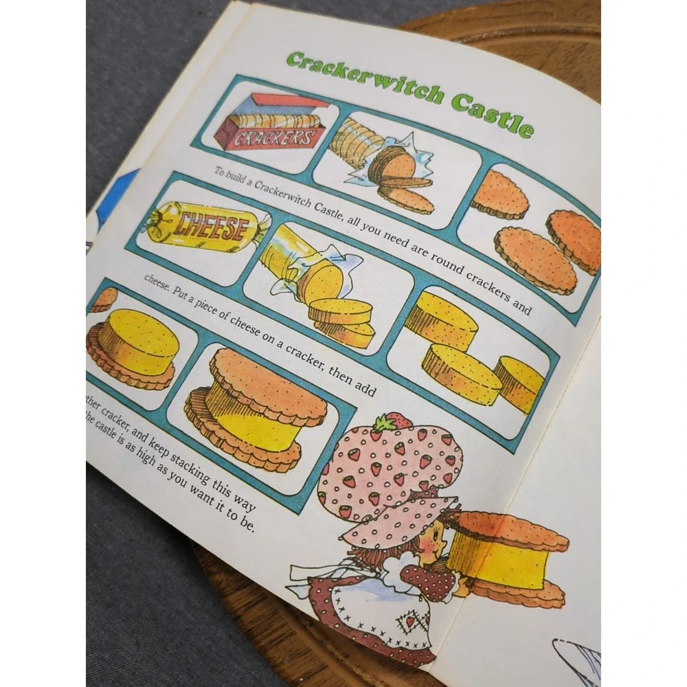 Strawberry Shortcakes Cooking Fun Vintage 1980 Cookbook Random House 1st edition